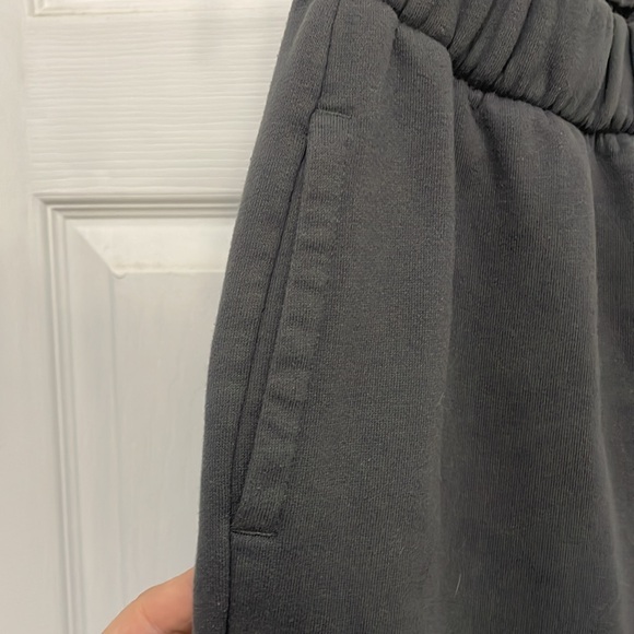 Hollister slate grey sweat pants - Picture 6 of 7